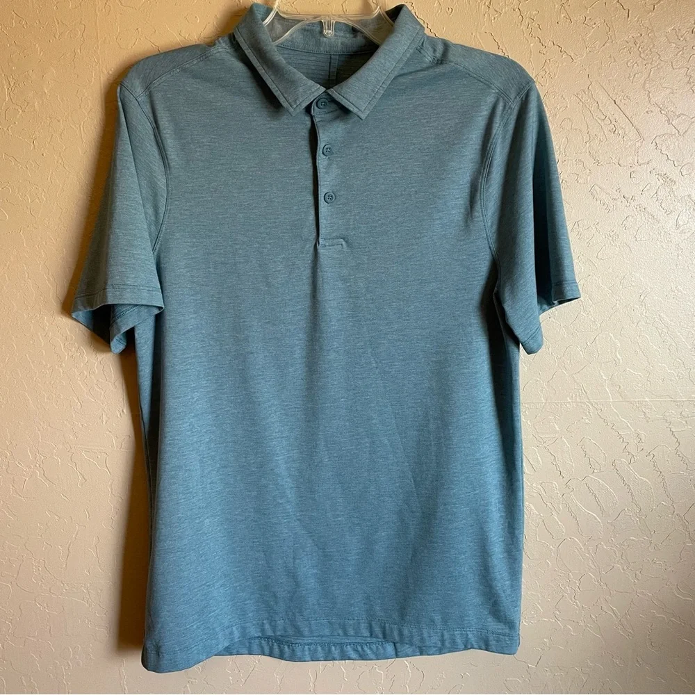 Men’s Lululemon Evolution Polo Blue small.